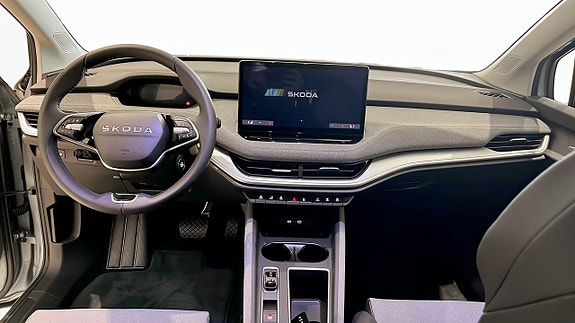 Skoda Enyaq 10 of 12