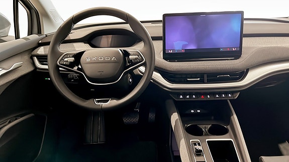 Skoda Enyaq 7 of 12