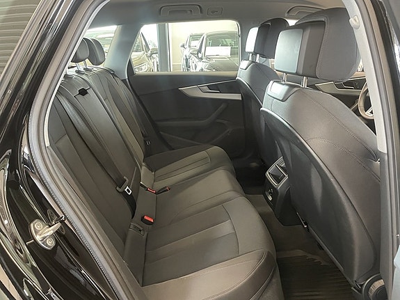 Audi A4 9 of 20