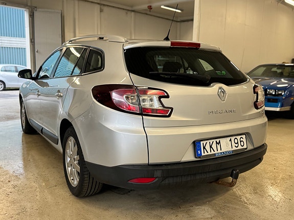 Renault Megane III 3 of 5