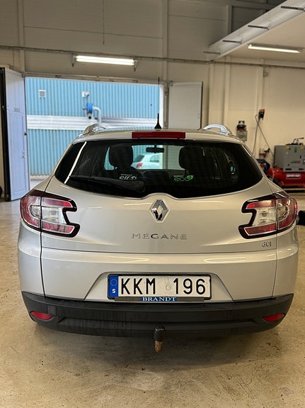 Renault Megane III 4 of 5