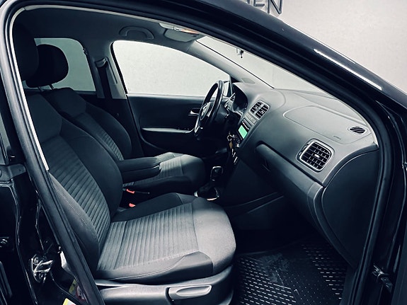 Volkswagen Polo 12 of 24