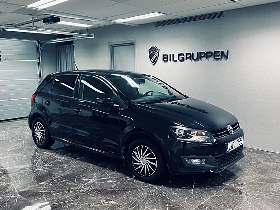 Volkswagen Polo 2 of 5
