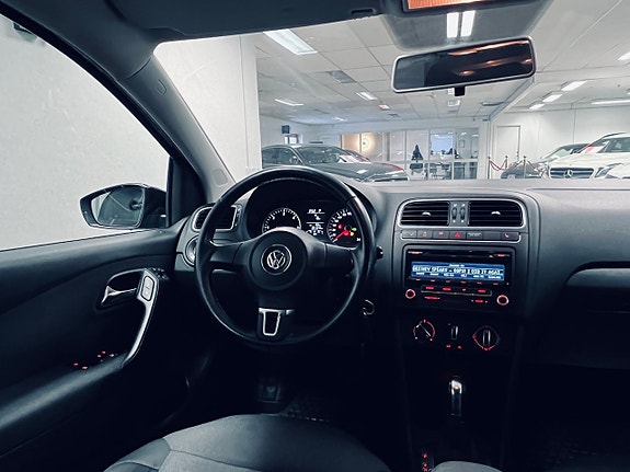 Volkswagen Polo 13 of 24