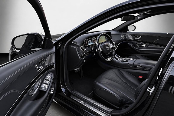 Mercedes-Benz S350 10 of 30