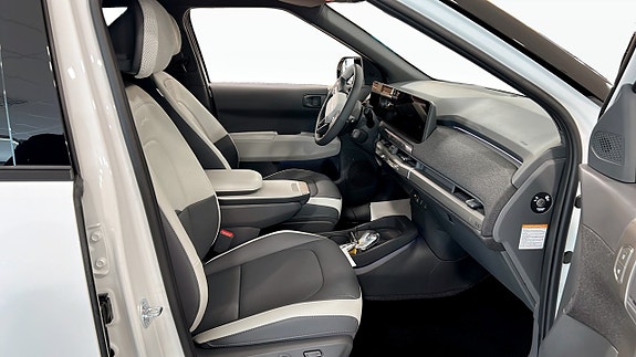 Kia EV3 3 of 12