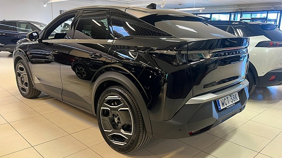 Peugeot 3008 4 of 5