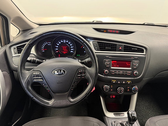 Kia Ceed 9 of 15