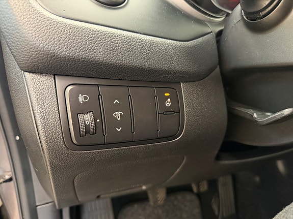 Kia Ceed 10 of 15