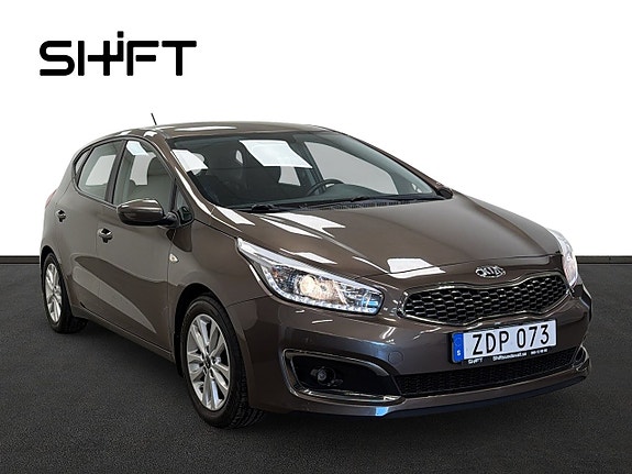 Kia Ceed 2 of 5