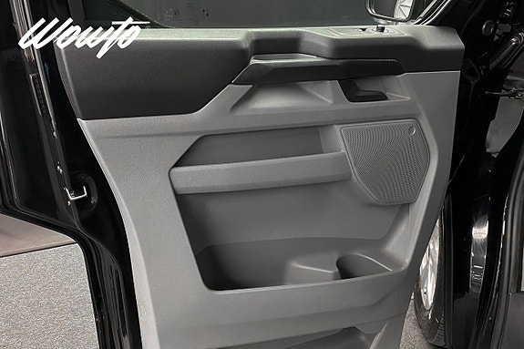 Ford Transit Custom 8 of 20