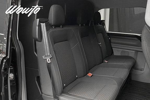 Ford Transit Custom 10 of 20