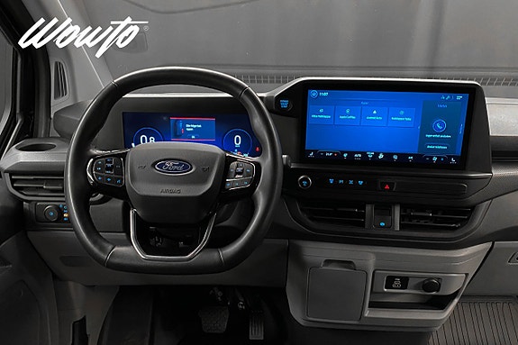 Ford Transit Custom 16 of 20