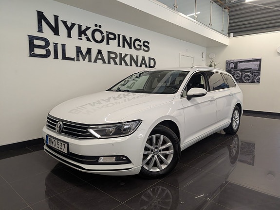 Volkswagen Passat 2 of 5