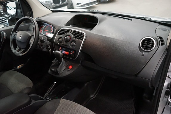 Renault Kangoo Express 12 of 19