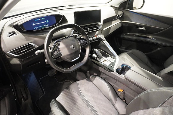 Peugeot 3008 4 of 5