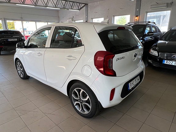 Kia Picanto 5 of 13