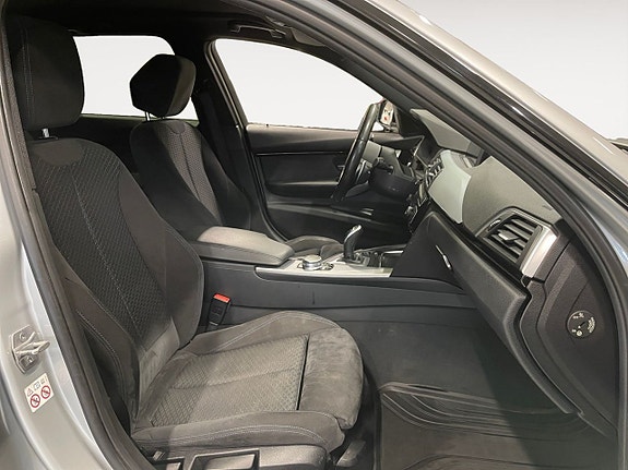 BMW 320 15 of 22