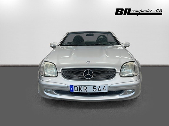 Mercedes-Benz SLK200 3 of 5