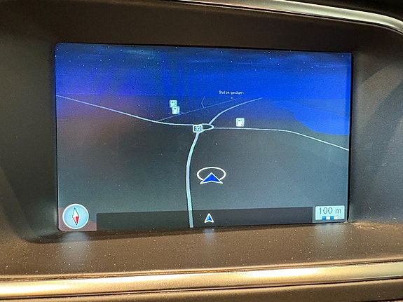 Volvo V40 Cross Country 14 of 16