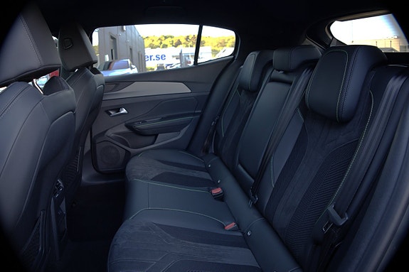 Peugeot 408 23 of 24