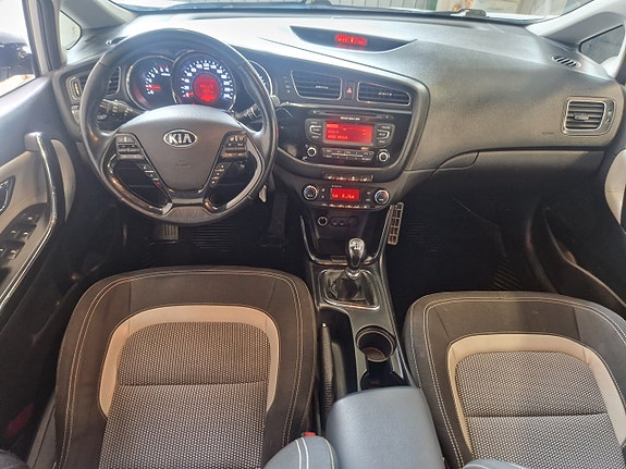 Kia Ceed 5 of 21