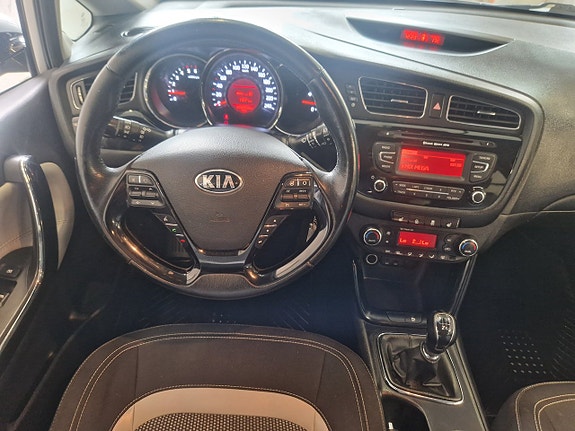 Kia Ceed 6 of 21
