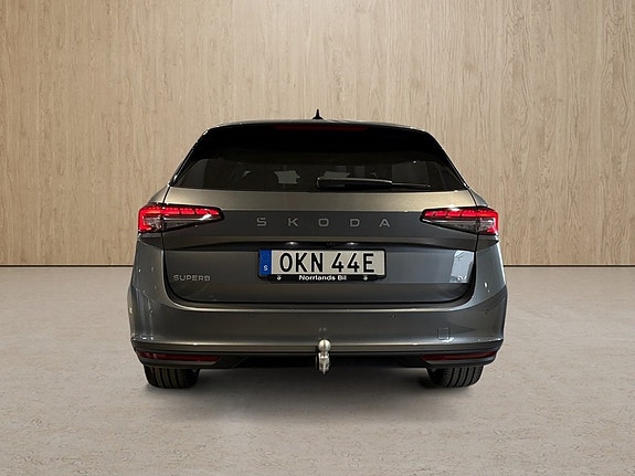 Skoda Superb 9 of 9