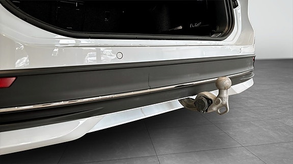 Volkswagen Passat 8 of 14
