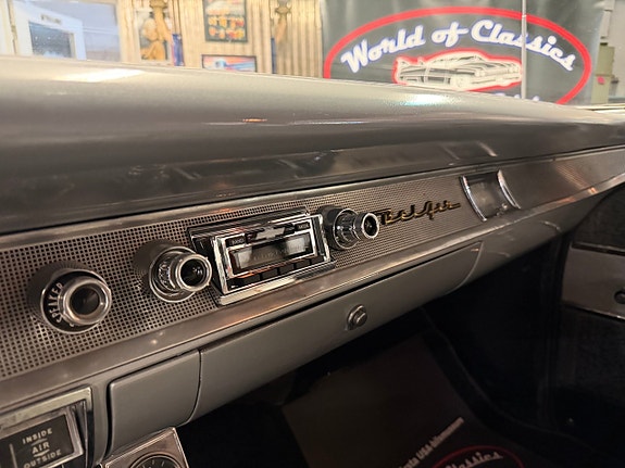 Chevrolet Bel Air 17 of 21