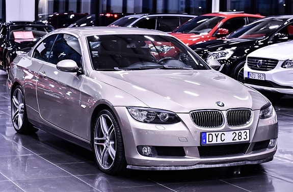 BMW 330d 4 of 5