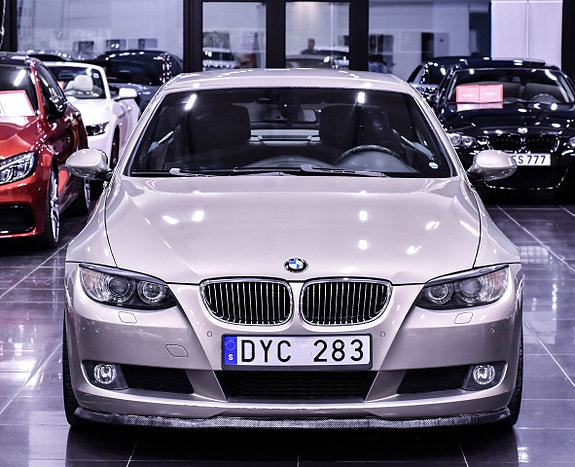 BMW 330d 5 of 5