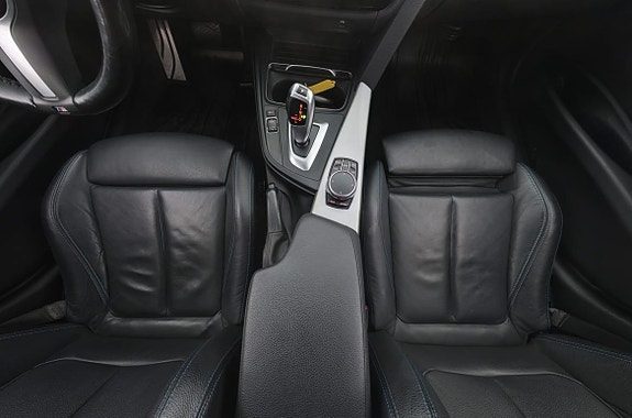 BMW 320 17 of 28
