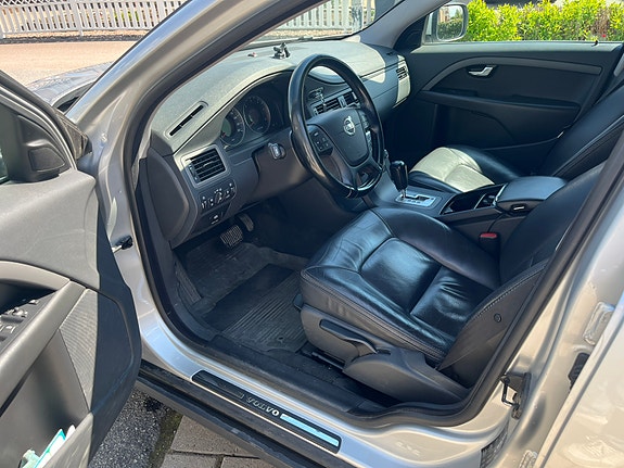 Volvo XC70 5 of 5