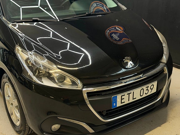 Peugeot 208 6 of 21