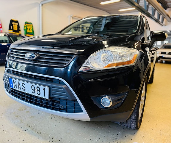 Ford Kuga 2 of 5