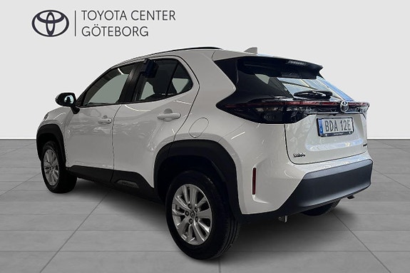 Toyota Yaris Cross 3 of 13