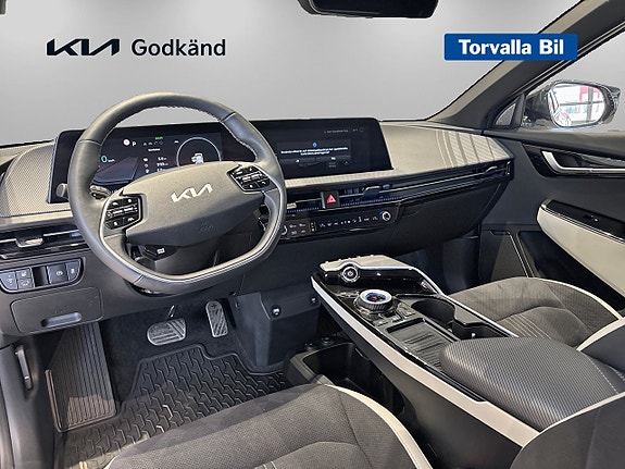 Kia EV6 7 of 19
