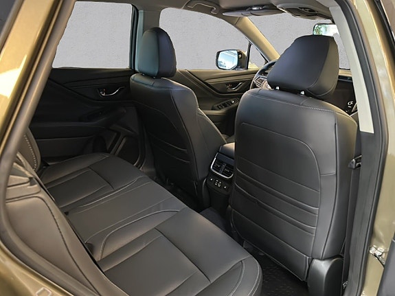 Subaru Outback 12 of 12