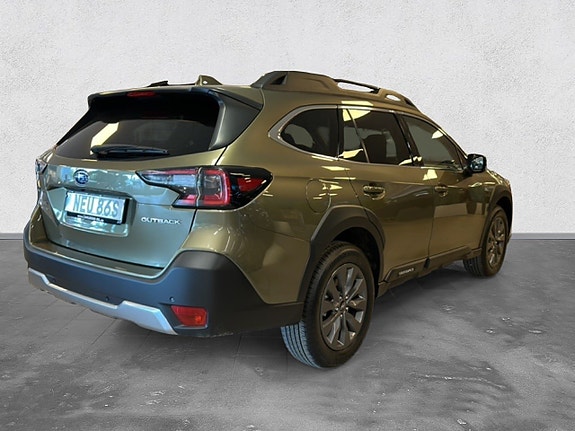 Subaru Outback 5 of 12