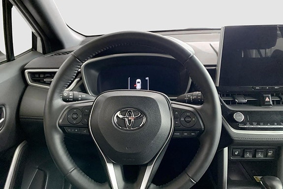 Toyota Corolla Cross 11 of 12