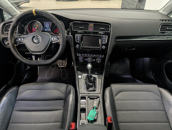 Volkswagen Golf-Serie 10 of 20