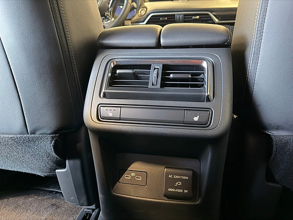 Mazda CX-60 11 of 23