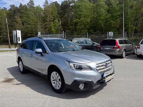 Subaru Outback 2 of 5