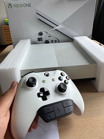 Product image 3 of 3