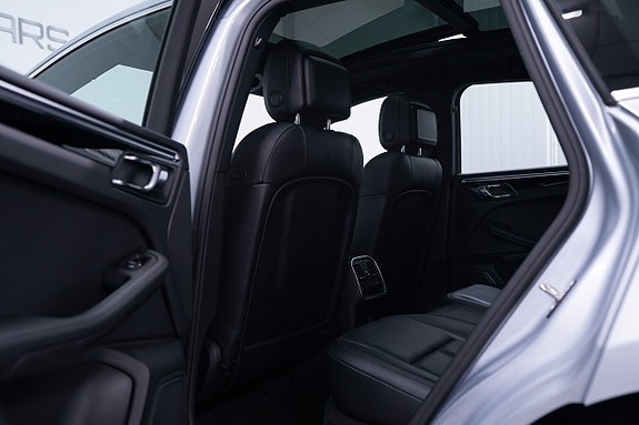 Porsche Macan 14 of 28