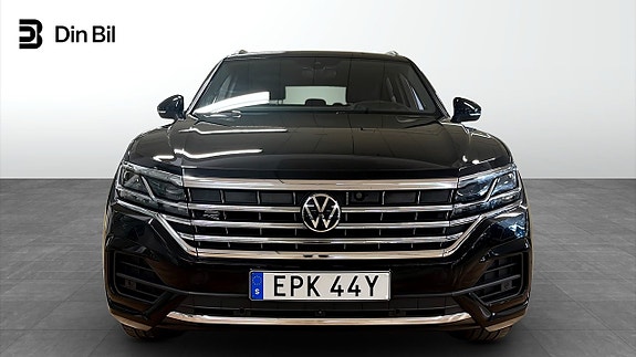 Volkswagen Touareg 4 of 5