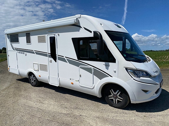 McLouis Ness 73 En ägare/ Långbäddar/ Garage/ 150hk/ Solceller