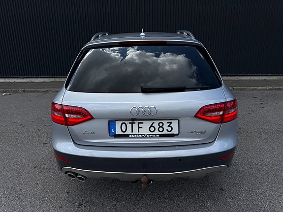 Audi A4 allroad 4 of 5