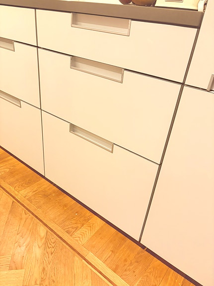 Product image 12 of 27
